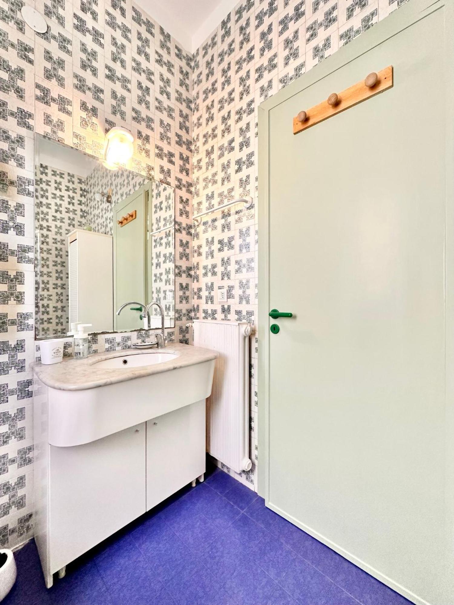 Apartment Hostdomus - Paradiso *